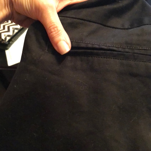 NWOT Shorts - Picture 4 of 4